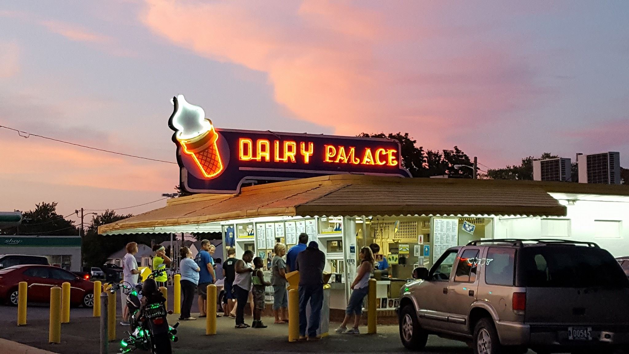Daiy_Palace_picture_1.jpg